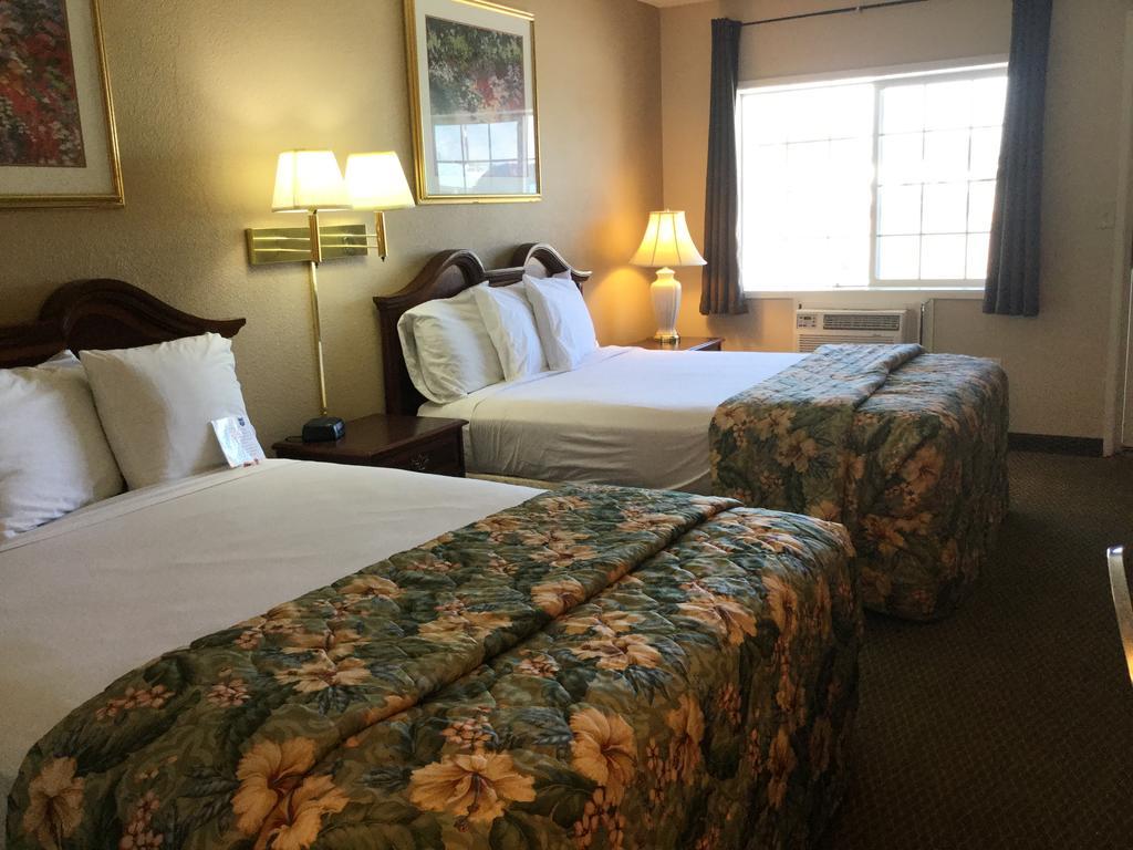 Rodeway Inn Hermiston - Umatilla ภายนอก รูปภาพ