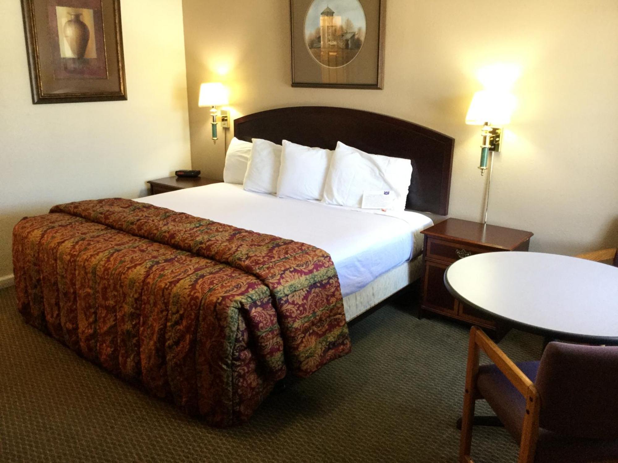 Rodeway Inn Hermiston - Umatilla ภายนอก รูปภาพ